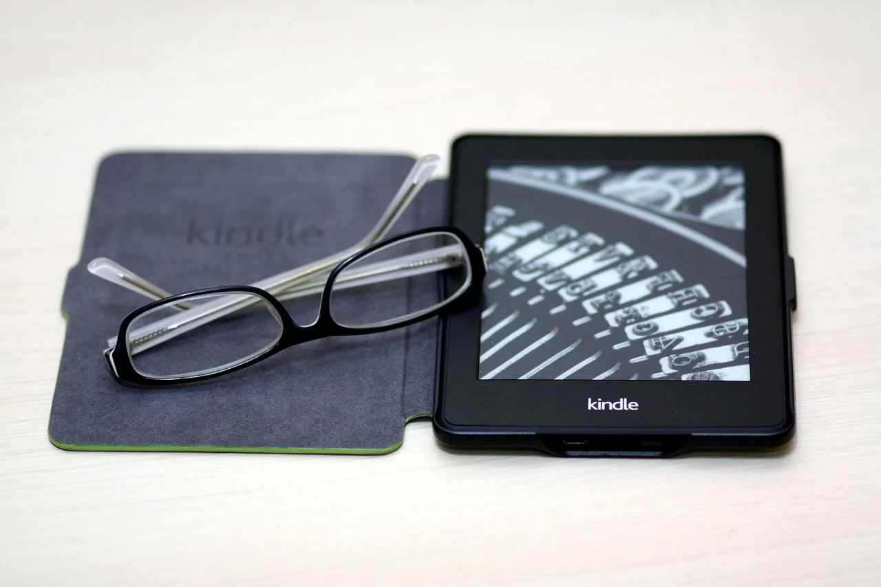 kindle, paper white, book, device, glasses, e-book, electronic, reading, reader, education, e-reader, information, screen, display, touch, learning, page, technology, digital, amazon, kindle, kindle, kindle, kindle, kindle, e-reader. Digital magazine accessibility problems with practical fixes