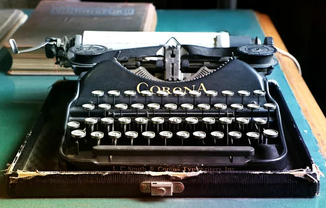 typewriter, letters, antiques, writer, old, keyboard, seal, typewriter, typewriter, typewriter, typewriter, writer, writer, writer, writer, writer. Freelance Magazine Rates in US Cities Compared: New York, Chicago, Austin